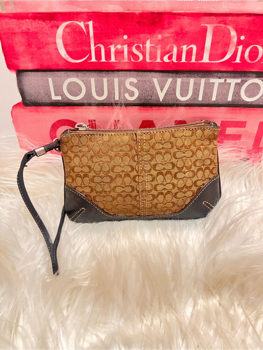Coach vintage Brown Signature Cs Canvas with Black Leather Trim wristlet